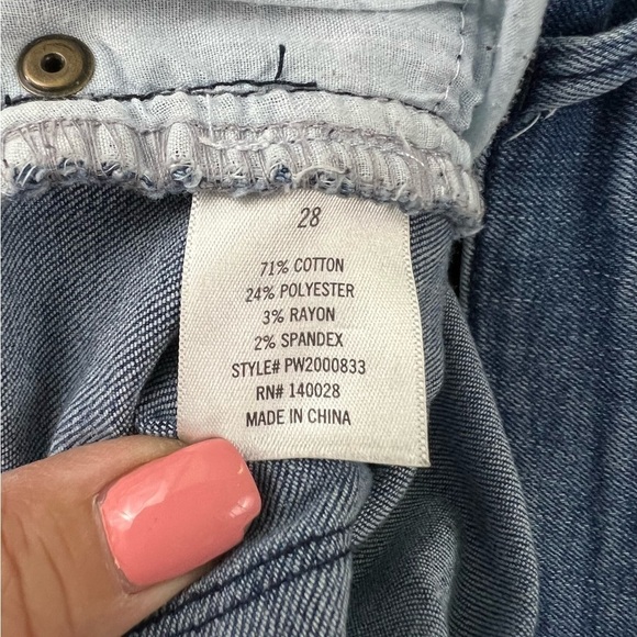 Harper Heritage Mid Rise Release Hem Jeans - Size 28 - Picture 11 of 11